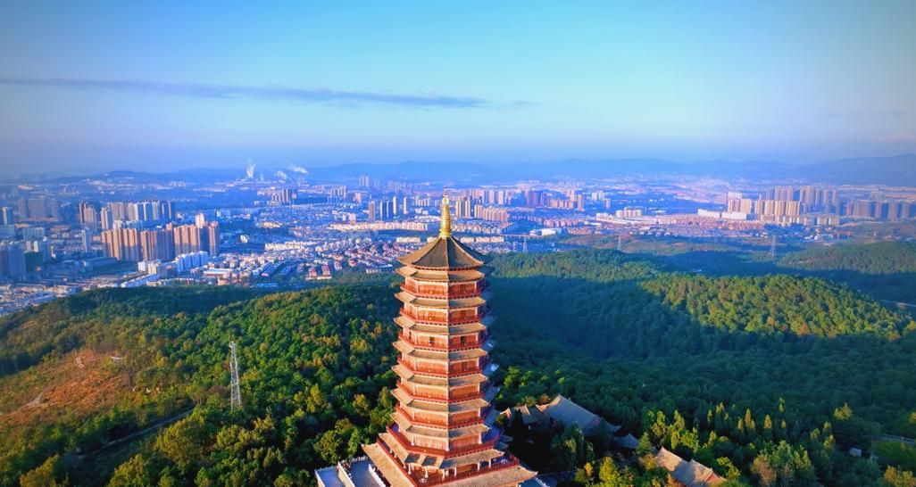疫情云南省曲靖市麒麟区最新情况(云南省曲靖市麒麟区的环境怎么样啊)